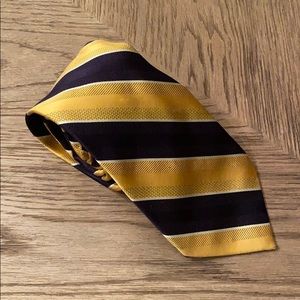 Jos A. Banks Striped Tie